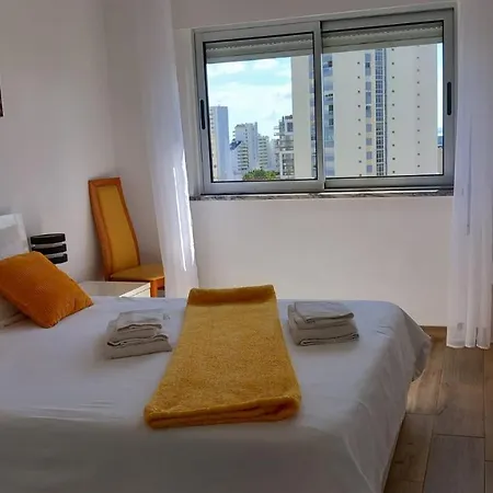 Com Vista Espetacular, Ao Lado Da Praia, By Qozzy Apartmán