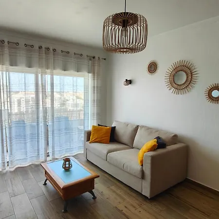 Com Vista Espetacular, Ao Lado Da Praia, By Qozzy *